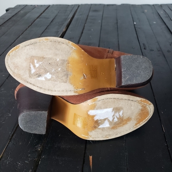 Jeffrey Campbell City Slick Women's 7 Tan Ankle Booties Gold Horse Bit Buckle - Picture 11 of 12